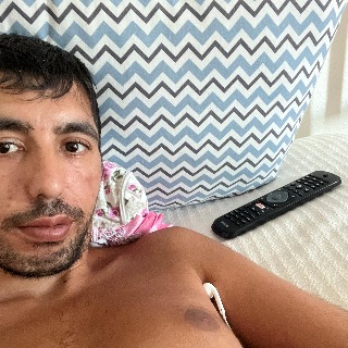 Hva så ?
Keder mig bare
Skriv piger ... chat med Ferhat, en Mand fra Nykøbing F. Stort chat-forum.