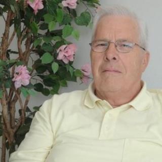 Jeg søger en Kontakt til en alene Kvinde ... chat med Dansker, en Mand fra Fredericia. Stort chat-forum.