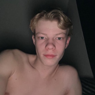 Hej, er her for at hygge mig og/måske finde en at mødes med hvis kemien er der ... chat med Christoffer, en Mand fra Sæby. Stort chat-forum.