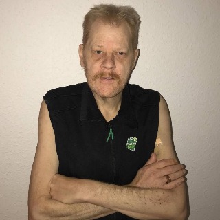 sæger den man ikke kan ubdvære ... chat med Kimse69, en Mand fra Tinglev. Stort chat-forum.