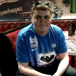 Jeg er en sød og rar fyr som elsker hjælpe min nærmeste og jeg elsker at hygge med en god  ... chat med Ryan, en Mand fra Esbjerg. Stort chat-forum.