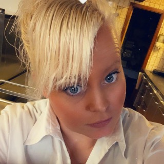 Hej derude. Jeg søger ny bekendt skaber, så må man se om det udvikler sig til mere. Jeg er ... chat med Madsen, en Kvinde fra Aalestrup. Stort chat-forum.