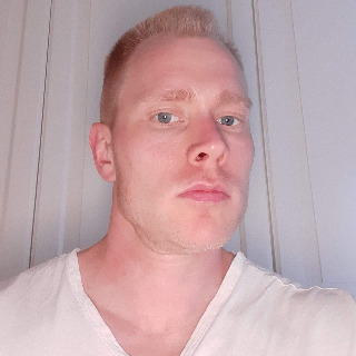 Jeg går op i bodybuilding, madoplevelser og rejser. Jeg søger en dejlig pige på Sjælland,  ... chat med Salkin, en Mand fra Helsingør. Stort chat-forum.