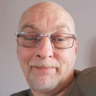 Jeg er en stille og roligt mand, jeg er far til nogle og bor i hus på Lolland ... chat med Thomas, en Mand fra Holeby. Stort chat-forum.
