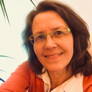 Jeg er en ærlig, spontan kristen kvinde, jeg er en kvinde på 62 år. Jeg nyder at gå ture g ... chat med Femke, en Kvinde fra Silkeborg. Stort chat-forum.