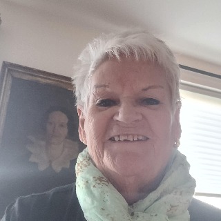 Hej jeg er 76 år enke jeg søger en mandlig bekendt/ven/kæreste til behageligt samvær.
Jeg ... chat med Janne, en Kvinde fra Rødby. Stort chat-forum.