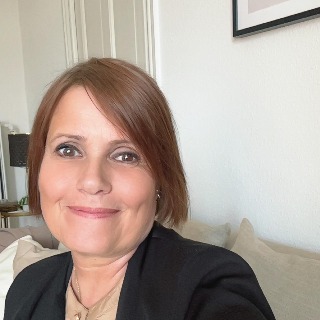 Jeg søger en dejlig kæreste. Ham jeg ikke vil undvære . Ham der giver plads til, at vi beg ... chat med Anette, en Kvinde fra Randers C. Stort chat-forum.