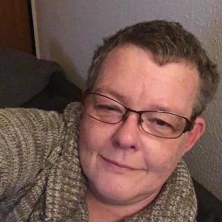 sød frisk pige søger en der vil være kærlig ærlig over for mig i fremtiden ... chat med Jette, en Kvinde fra Toftlund. Stort chat-forum.