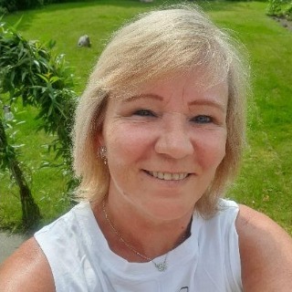 Hej  her er jeg så.
Søger I første omgang venskab,  og ser hvad tiden bringer. 
Er en gl ... chat med Gitte, en Kvinde fra Auning. Stort chat-forum.