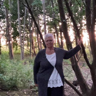 Jeg er en kvinde i min bedste alder glæder og positiv og kærlig er glad for at komme du i  ... chat med Lisbeth, en Kvinde fra Ballerup. Stort chat-forum.