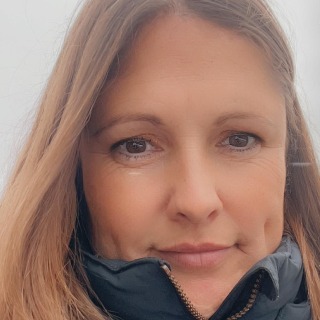 Meget jordnær pige. Glad, sjov og ærlig. Elsker at tage pis på folk🤣 griner meget. Elsker ... chat med Mia, en Kvinde fra Skanderborg. Stort chat-forum.