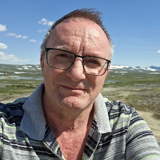 Søger bekendtskab med en sød, loyal, kærlig kvinde, til hyggeligt samvær.. så tager vi den ... chat med Fyn64, en Mand fra Vissenbjerg. Stort chat-forum.