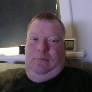 Søger en at dele de god og dårlig dag sammen med ... chat med Dannskov, en Mand fra Korsør. Stort chat-forum.