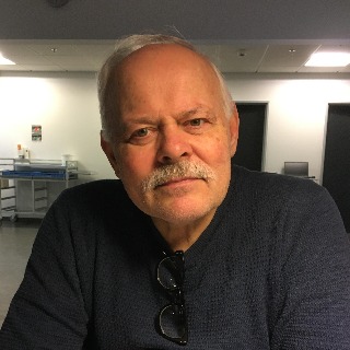 Hej Piger. Jeg er 69 år. Er enkemand og søger er dejlig smart og sød kvinde på omkring 60  ... chat med Torben, en Mand fra Hjallerup. Stort chat-forum.