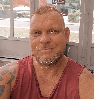 Søger hygge ... chat med Brian, en Mand fra Gørding. Stort chat-forum.
