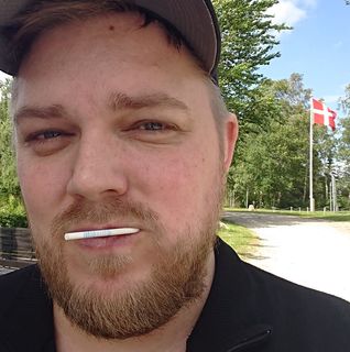 Frisk og godhjertet weekendfar søger nyt eventyr. ... chat med Mark, en Mand fra Hornslet. Stort chat-forum.