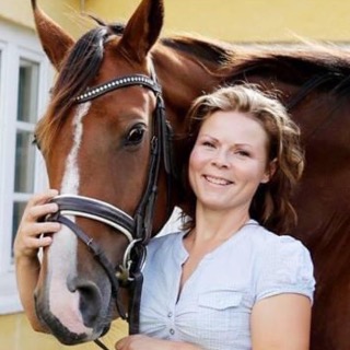 Jeg er en frisk kvinde - elsker at tage ud og spise og en tur i biffen - men er også til h ... chat med Catwoman, en Kvinde fra Kettinge. Stort chat-forum.